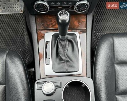 Серый Мерседес Ц-Класс, объемом двигателя 3 л и пробегом 220 тыс. км за 11600 $, фото 63 на Automoto.ua