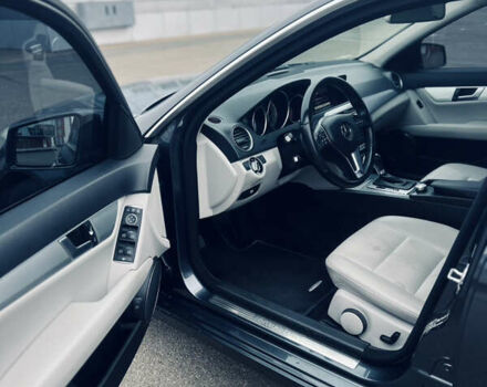 Сірий Мерседес Ц-Клас, об'ємом двигуна 1.8 л та пробігом 201 тис. км за 10000 $, фото 8 на Automoto.ua