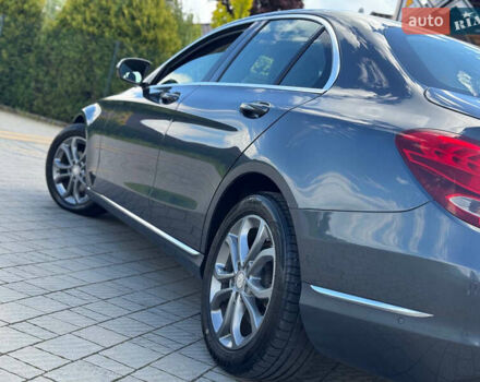 Серый Мерседес Ц-Класс, объемом двигателя 2.14 л и пробегом 308 тыс. км за 16999 $, фото 7 на Automoto.ua