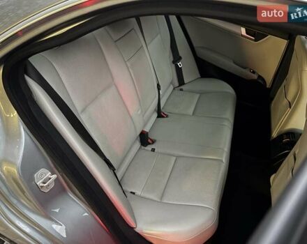 Мерседес Ц-Класс 2014 в Одессе на Automoto.ua Серый Мерседес Ц-Класс, объемом двигателя 1.8 л и пробегом 163 тыс. км за 13300 $, фото 64 на Automoto.ua