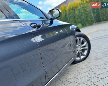 Серый Мерседес Ц-Класс, объемом двигателя 2.14 л и пробегом 308 тыс. км за 16999 $, фото 6 на Automoto.ua