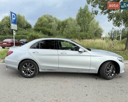 Серый Мерседес Ц-Класс, объемом двигателя 2.1 л и пробегом 260 тыс. км за 19700 $, фото 3 на Automoto.ua