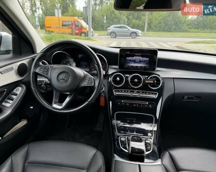 Серый Мерседес Ц-Класс, объемом двигателя 2.1 л и пробегом 260 тыс. км за 19700 $, фото 11 на Automoto.ua