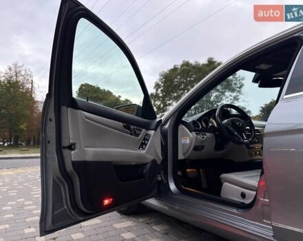 Мерседес Ц-Класс 2014 в Одессе на Automoto.ua Серый Мерседес Ц-Класс, объемом двигателя 1.8 л и пробегом 163 тыс. км за 13300 $, фото 31 на Automoto.ua