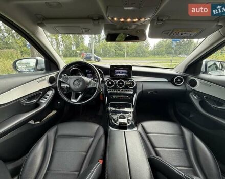 Серый Мерседес Ц-Класс, объемом двигателя 2.1 л и пробегом 260 тыс. км за 19700 $, фото 8 на Automoto.ua