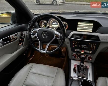 Мерседес Ц-Класс 2014 в Одессе на Automoto.ua Серый Мерседес Ц-Класс, объемом двигателя 1.8 л и пробегом 163 тыс. км за 13300 $, фото 72 на Automoto.ua