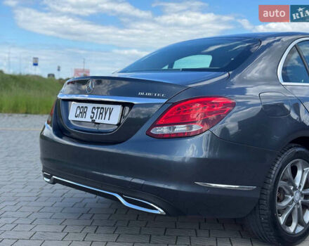 Серый Мерседес Ц-Класс, объемом двигателя 2.14 л и пробегом 308 тыс. км за 16999 $, фото 9 на Automoto.ua