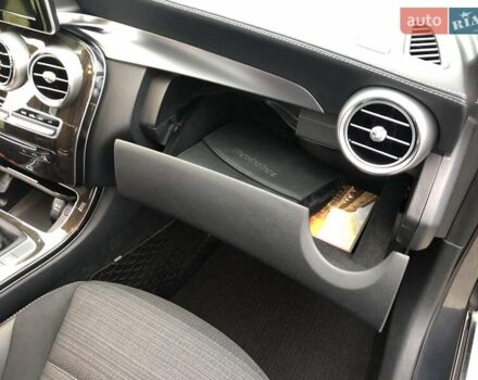 Серый Мерседес Ц-Класс, объемом двигателя 2.14 л и пробегом 199 тыс. км за 16900 $, фото 16 на Automoto.ua