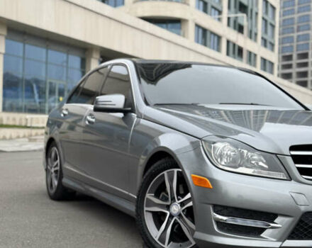 Сірий Мерседес Ц-Клас, об'ємом двигуна 1.8 л та пробігом 170 тис. км за 11999 $, фото 4 на Automoto.ua