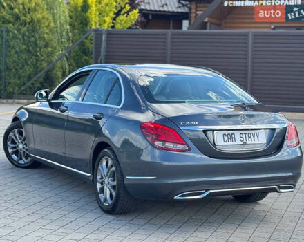 Серый Мерседес Ц-Класс, объемом двигателя 2.14 л и пробегом 308 тыс. км за 16999 $, фото 3 на Automoto.ua