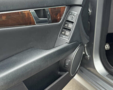 Сірий Мерседес Ц-Клас, об'ємом двигуна 1.8 л та пробігом 170 тис. км за 11999 $, фото 14 на Automoto.ua