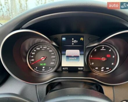 Серый Мерседес Ц-Класс, объемом двигателя 2.15 л и пробегом 265 тыс. км за 18700 $, фото 9 на Automoto.ua