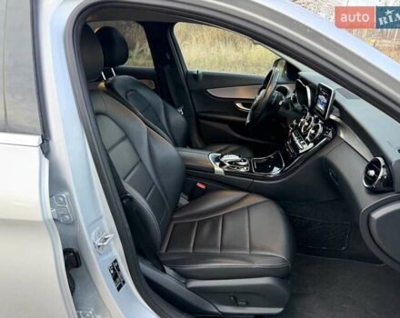 Серый Мерседес Ц-Класс, объемом двигателя 2.15 л и пробегом 265 тыс. км за 18700 $, фото 19 на Automoto.ua