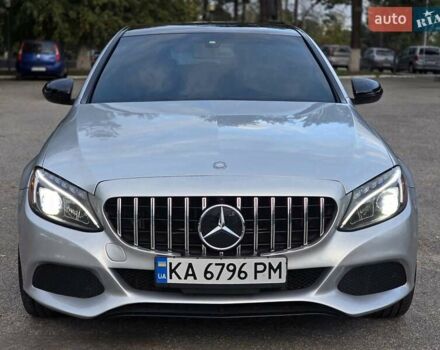 Серый Мерседес Ц-Класс, объемом двигателя 1.99 л и пробегом 187 тыс. км за 17900 $, фото 1 на Automoto.ua