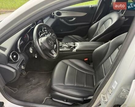 Серый Мерседес Ц-Класс, объемом двигателя 2.1 л и пробегом 260 тыс. км за 19700 $, фото 16 на Automoto.ua