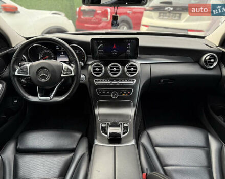 Серый Мерседес Ц-Класс, объемом двигателя 1.99 л и пробегом 200 тыс. км за 17100 $, фото 44 на Automoto.ua