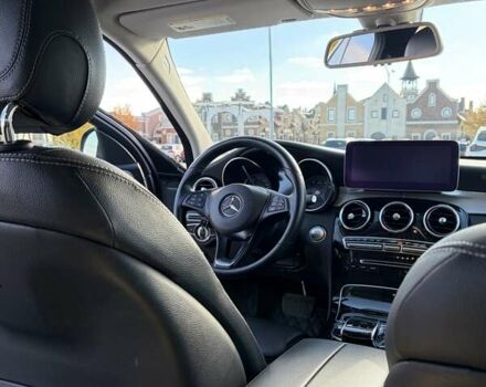 Серый Мерседес Ц-Класс, объемом двигателя 1.99 л и пробегом 217 тыс. км за 18000 $, фото 4 на Automoto.ua