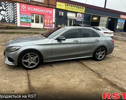Серый Мерседес Ц-Класс, объемом двигателя 2.1 л и пробегом 285 тыс. км за 16500 $, фото 4 на Automoto.ua