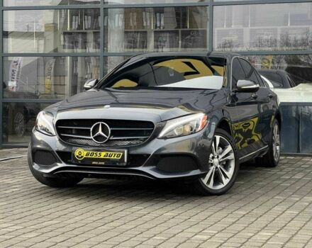 Серый Мерседес Ц-Класс, объемом двигателя 2 л и пробегом 88 тыс. км за 22000 $, фото 2 на Automoto.ua