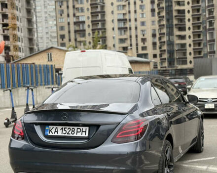 Мерседес Ц-Класс 2015 в Киеве на Automoto.ua Серый Мерседес Ц-Класс, объемом двигателя 1.99 л и пробегом 119 тыс. км за 20499 $, фото 8 на Automoto.ua