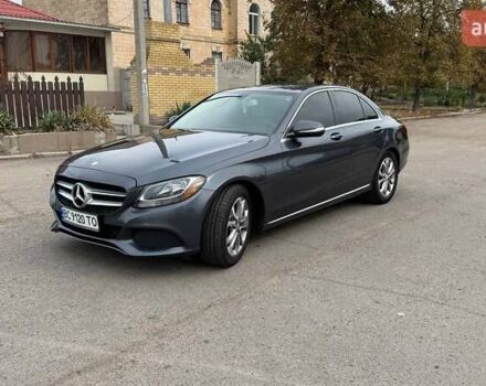 Серый Мерседес Ц-Класс, объемом двигателя 2 л и пробегом 196 тыс. км за 15000 $, фото 1 на Automoto.ua