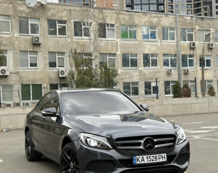 Мерседес Ц-Класс 2015 в Киеве на Automoto.ua Серый Мерседес Ц-Класс, объемом двигателя 1.99 л и пробегом 119 тыс. км за 20499 $, фото 1 на Automoto.ua