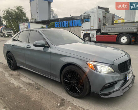 Серый Мерседес Ц-Класс, объемом двигателя 1.99 л и пробегом 113 тыс. км за 29500 $, фото 5 на Automoto.ua