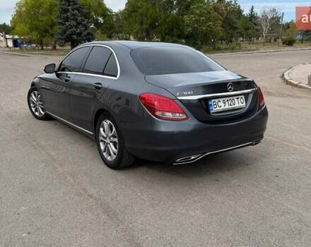 Серый Мерседес Ц-Класс, объемом двигателя 2 л и пробегом 196 тыс. км за 15000 $, фото 6 на Automoto.ua