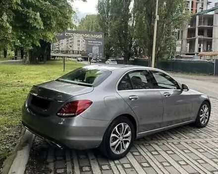 Сірий Мерседес Ц-Клас, об'ємом двигуна 2 л та пробігом 225 тис. км за 17500 $, фото 1 на Automoto.ua