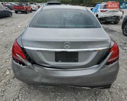 Серый Мерседес Ц-Класс, объемом двигателя 2 л и пробегом 63 тыс. км за 3000 $, фото 5 на Automoto.ua