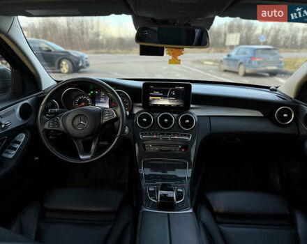 Серый Мерседес Ц-Класс, объемом двигателя 1.6 л и пробегом 101 тыс. км за 21000 $, фото 26 на Automoto.ua