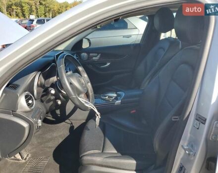 Сірий Мерседес Ц-Клас, об'ємом двигуна 2 л та пробігом 136 тис. км за 3000 $, фото 6 на Automoto.ua
