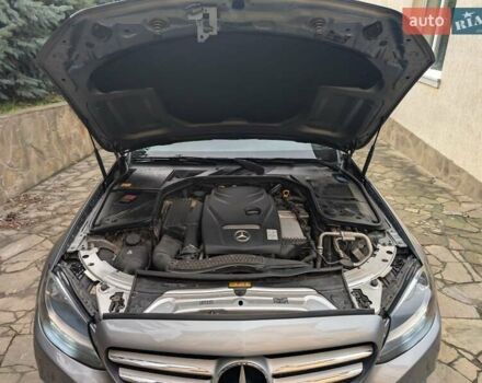 Серый Мерседес Ц-Класс, объемом двигателя 1.99 л и пробегом 153 тыс. км за 18000 $, фото 11 на Automoto.ua
