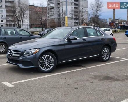 Серый Мерседес Ц-Класс, объемом двигателя 2 л и пробегом 157 тыс. км за 19500 $, фото 5 на Automoto.ua