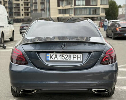 Мерседес Ц-Класс 2015 в Киеве на Automoto.ua Серый Мерседес Ц-Класс, объемом двигателя 1.99 л и пробегом 119 тыс. км за 20499 $, фото 6 на Automoto.ua