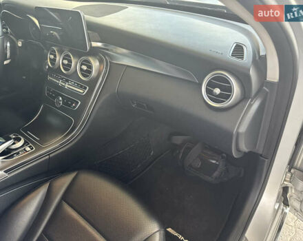 Серый Мерседес Ц-Класс, объемом двигателя 0 л и пробегом 201 тыс. км за 17500 $, фото 17 на Automoto.ua