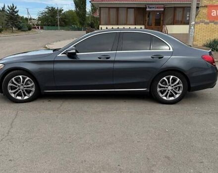 Серый Мерседес Ц-Класс, объемом двигателя 2 л и пробегом 196 тыс. км за 15000 $, фото 5 на Automoto.ua