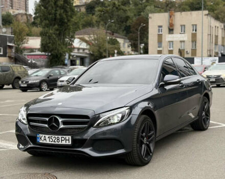 Мерседес Ц-Класс 2015 в Киеве на Automoto.ua Серый Мерседес Ц-Класс, объемом двигателя 1.99 л и пробегом 119 тыс. км за 20499 $, фото 10 на Automoto.ua