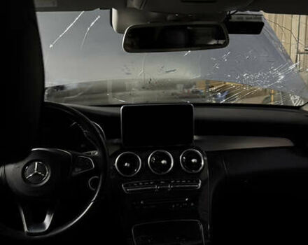 Серый Мерседес Ц-Класс, объемом двигателя 2.14 л и пробегом 144 тыс. км за 14000 $, фото 6 на Automoto.ua