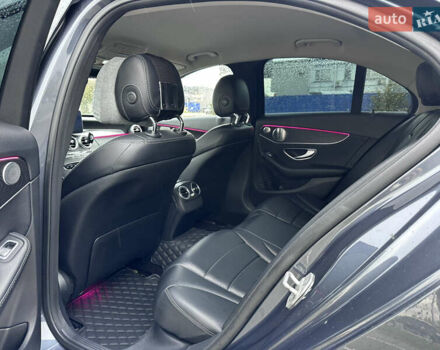 Сірий Мерседес Ц-Клас, об'ємом двигуна 1.99 л та пробігом 193 тис. км за 19900 $, фото 7 на Automoto.ua