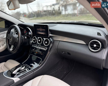 Серый Мерседес Ц-Класс, объемом двигателя 2 л и пробегом 199 тыс. км за 16950 $, фото 37 на Automoto.ua