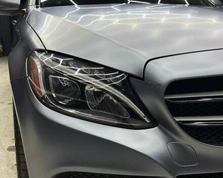 Серый Мерседес Ц-Класс, объемом двигателя 1.99 л и пробегом 109 тыс. км за 25000 $, фото 4 на Automoto.ua