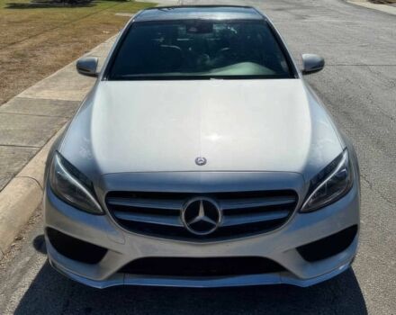 Серый Мерседес Ц-Класс, объемом двигателя 2 л и пробегом 73 тыс. км за 15000 $, фото 1 на Automoto.ua