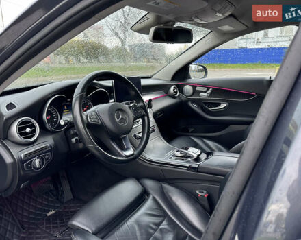 Сірий Мерседес Ц-Клас, об'ємом двигуна 1.99 л та пробігом 193 тис. км за 19900 $, фото 2 на Automoto.ua