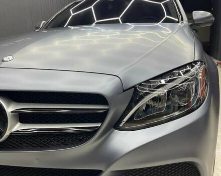 Серый Мерседес Ц-Класс, объемом двигателя 1.99 л и пробегом 109 тыс. км за 25000 $, фото 3 на Automoto.ua