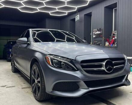 Серый Мерседес Ц-Класс, объемом двигателя 1.99 л и пробегом 109 тыс. км за 25000 $, фото 1 на Automoto.ua