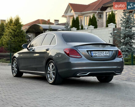 Серый Мерседес Ц-Класс, объемом двигателя 2.2 л и пробегом 78 тыс. км за 25499 $, фото 2 на Automoto.ua
