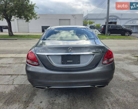 Сірий Мерседес Ц-Клас, об'ємом двигуна 2 л та пробігом 76 тис. км за 5900 $, фото 4 на Automoto.ua