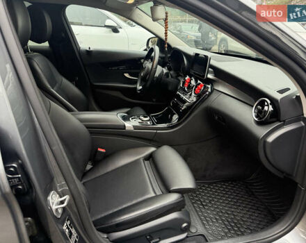 Серый Мерседес Ц-Класс, объемом двигателя 2.14 л и пробегом 86 тыс. км за 23777 $, фото 12 на Automoto.ua