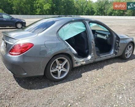 Серый Мерседес Ц-Класс, объемом двигателя 2 л и пробегом 110 тыс. км за 3000 $, фото 2 на Automoto.ua